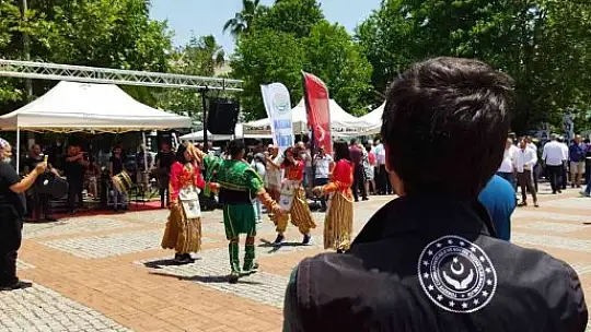 Dalyan'da kadına yönelik şiddete 'dur' denildi