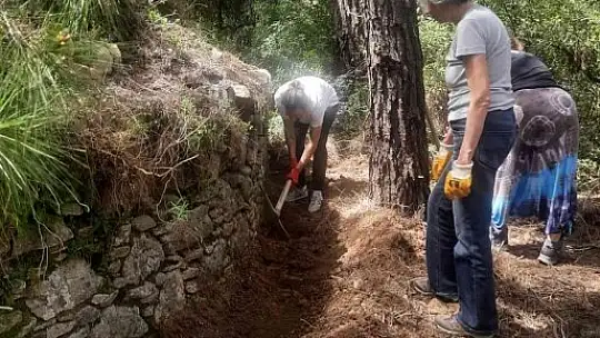 Datça'da Hızırşah Sarnıcı içi ve etrafı temizlendi