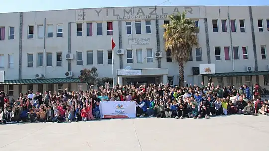 Datça'da öğrenciler, 'Merkezim Her Yerde' projesi ile keyifli vakit geçirdi