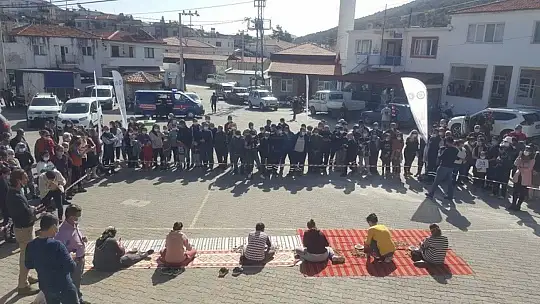 Datçalılar 'Badem Çiçeği Festivali' kapsamında birbirleri ile yarıştı