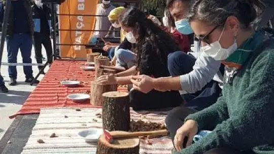 Datçalılar 'Badem Çiçeği Festivali' kapsamında birbirleri ile yarıştı