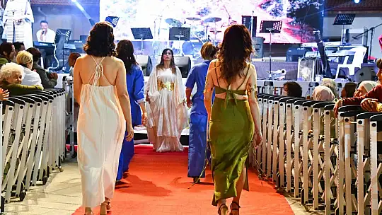 Festival Edip Akbayram Konseriyle son buldu