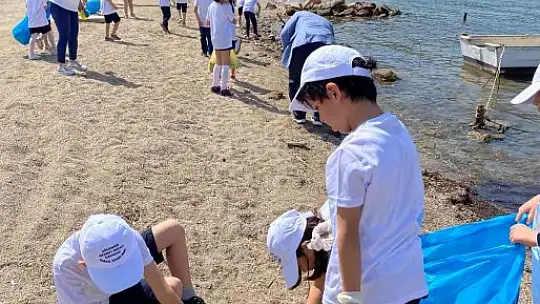 Deniz dibi temizliği Bitez'de devam etti