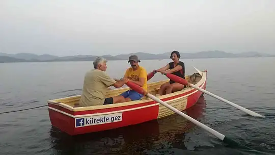 Deniz tutkunu sporcu Köyceğizlilerle buluştu