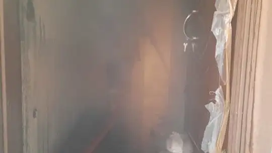 Depoyu yakıp kaçtılar