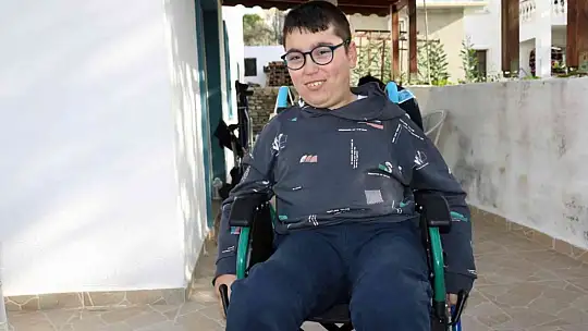 Doruk, tekerlekli sandalyesine kavuştu