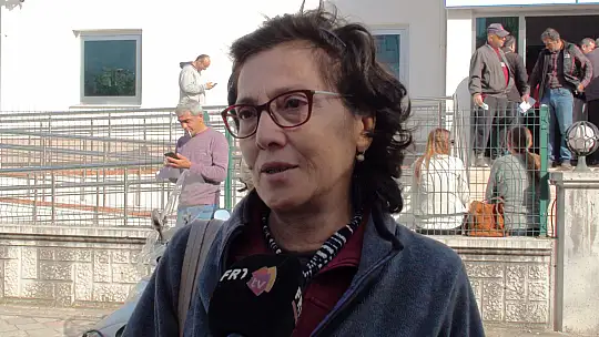 EYT'Lİ VATANDAŞ, DİLEKÇESİNİ VERDİ