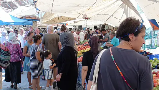 YABANCILAR PAZARI DOLDURDU