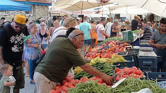 YABANCILAR PAZARI DOLDURDU