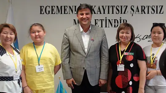 Edebiyatçılar Fethiye'de Buluştu