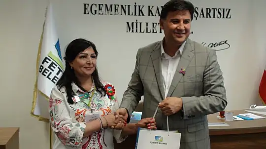 Edebiyatçılar Fethiye'de Buluştu