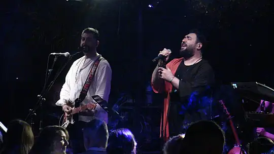 'Sakiler' Barbunn'da kulakların pasını sildi