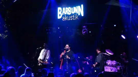 'Sakiler' Barbunn'da kulakların pasını sildi