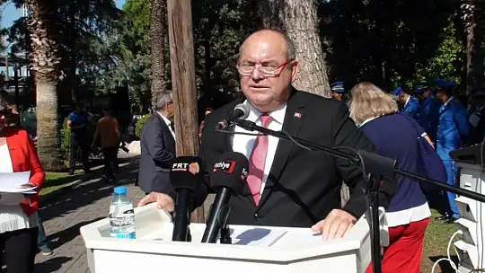 CUMHURİYET MEYDANI'NDA ÇELEK TÖRENİ