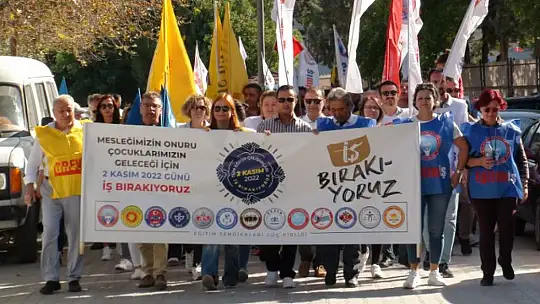 14 EĞİTİM SENDİKASI İŞ BIRAKTI