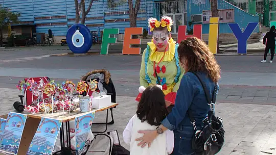 BEŞKAZA MEYDANI'NDA ÇOCUK ŞENLİĞİ