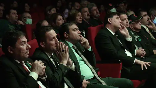 ÖĞRETMENLER GÜNÜ TÖRENLE KUTLANDI