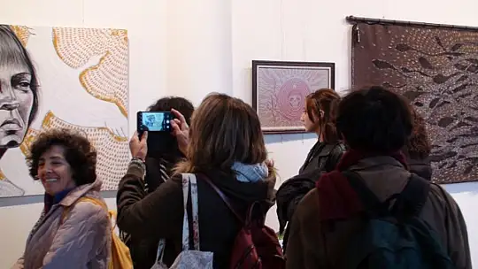 ŞİDDET MAĞDURU KADINLARIN ANISINA ÖZEL SERGİ