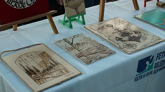 3 ARALIK İÇİN ÖZEL STANT