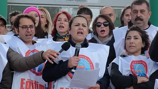 ÖĞRETMENLERDEN İŞ BIRAKMA EYLEMİ