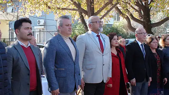 DEVRİM VE DEMOKRASİ ŞEHİTLERİ ANILDI