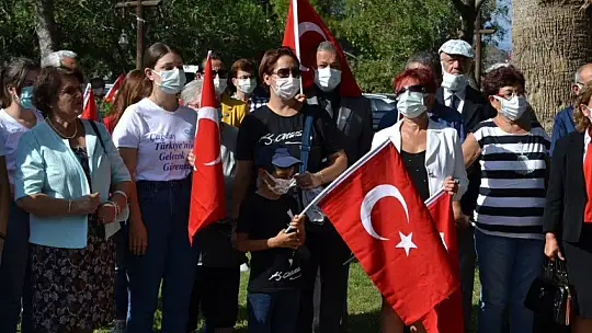 Fethiye'de STK'lardan Cumhuriyet Bayramı Kutlaması