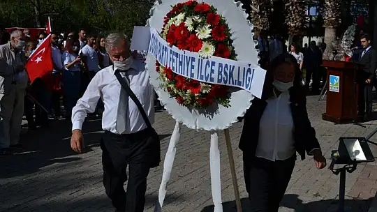 Fethiye'de STK'lardan Cumhuriyet Bayramı Kutlaması