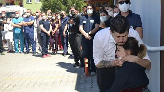 Gözyaşları sel oldu