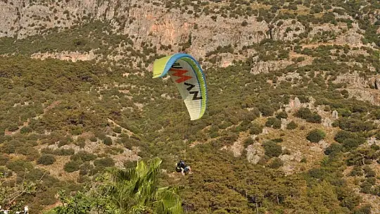 Ölüdeniz'de sezon bitmiyor