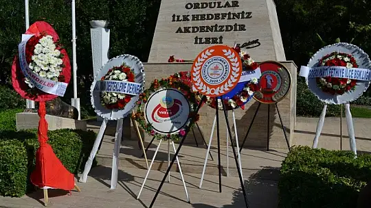 Fethiye'de STK'lardan Cumhuriyet Bayramı Kutlaması