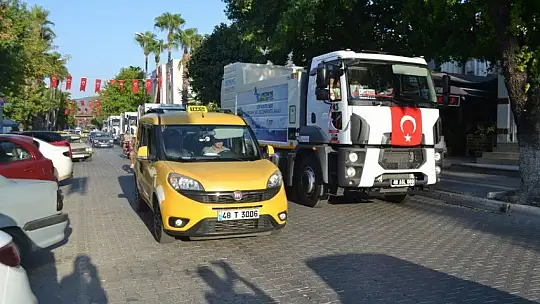 30 Ağustos Zafer Konvoyuna Coşkulu Katılım