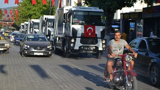 30 Ağustos Zafer Konvoyuna Coşkulu Katılım