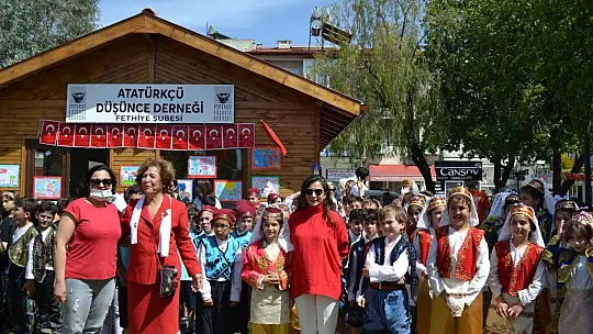 Çocuklar Bayramlarını Kutladı