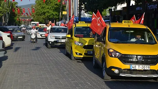 30 Ağustos Zafer Konvoyuna Coşkulu Katılım