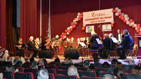 Ata okullarında Cumhuriyet coşkusu