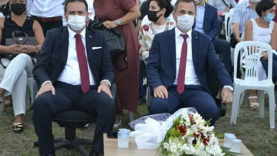 Öğrencilerin mezuniyet heyecanı