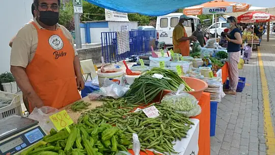 Fethiye halkı semt pazarlarına akın etti