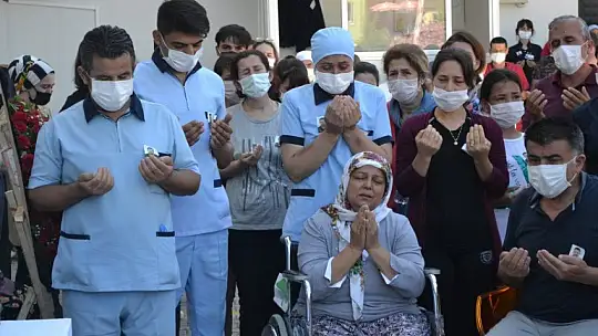 Gözyaşları sel oldu