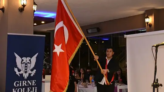 Girne Kolejinden Cumhuriyet balosu