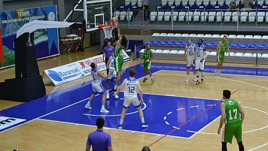 Fethiye Belediyespor evinde mağlup oldu 70-77