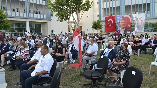 Öğrencilerin mezuniyet heyecanı