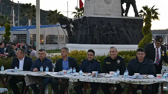 GAZİLER VE ŞEHİT AİLELERİ DERNEĞİ'NDEN İFTAR YEMEĞİ