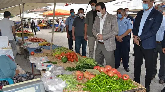 Kaymakam Fırat, semt pazarında alınan tedbirleri yerinde gördü