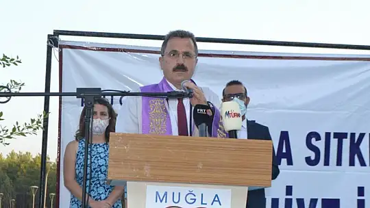 Öğrencilerin mezuniyet heyecanı