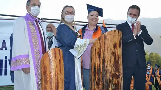 Öğrencilerin mezuniyet heyecanı