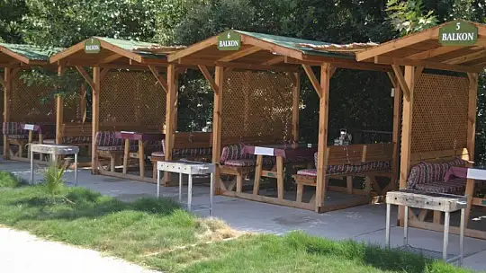 'Kırmızı beyaz et restaurant' misafirlerini bekliyor