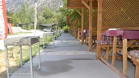 'Kırmızı beyaz et restaurant' misafirlerini bekliyor