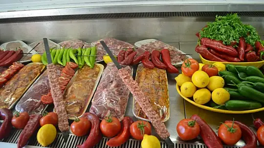 'Kırmızı beyaz et restaurant' misafirlerini bekliyor