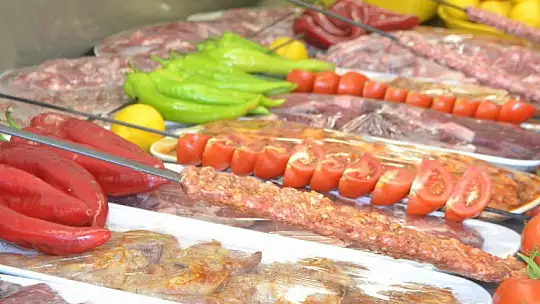 'Kırmızı beyaz et restaurant' misafirlerini bekliyor