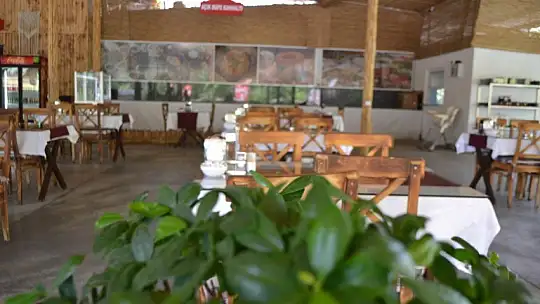 'Kırmızı beyaz et restaurant' misafirlerini bekliyor